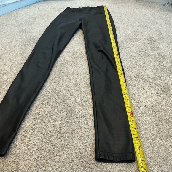 ARITZIA Wilfred Free Black Daria Faux leather leggings high waisted Sz XS - Picture 6 of 11